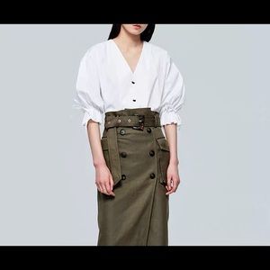 Independent brand V neck tied sleeve blouse